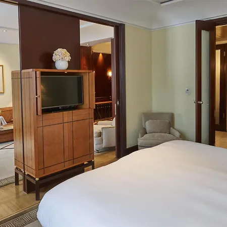 Hotel Adlon Kempinski Berlin Exterior photo